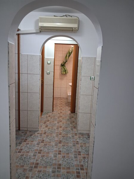 Berceni, statia Straja,